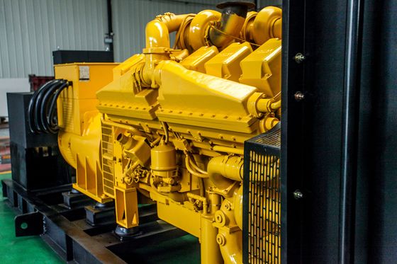 Su Soğutma Endüstriyel Jeneratör Set 2000kw Dizel Jeneratör 1500rpm